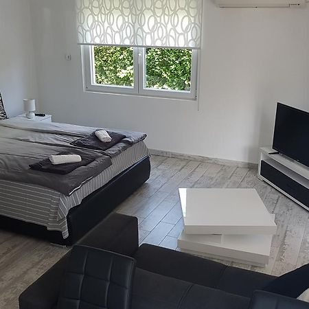 Apartment Azulmburgo Vrnjačka Banja Eksteriør bilde