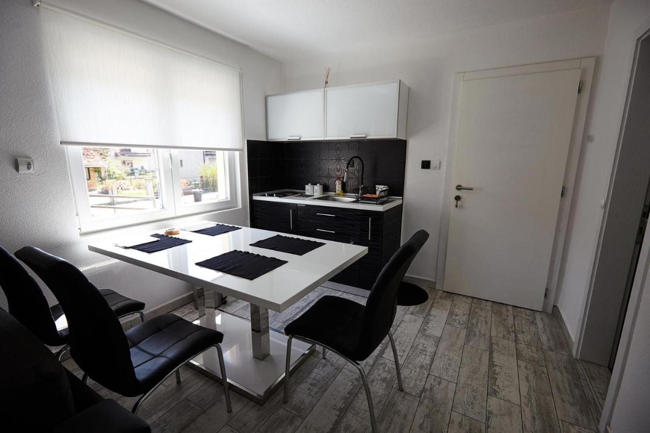 Apartment Azulmburgo Vrnjačka Banja Eksteriør bilde